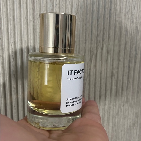 Dossier ‘It Factor’ Perfume 50mL - Picture 4 of 4